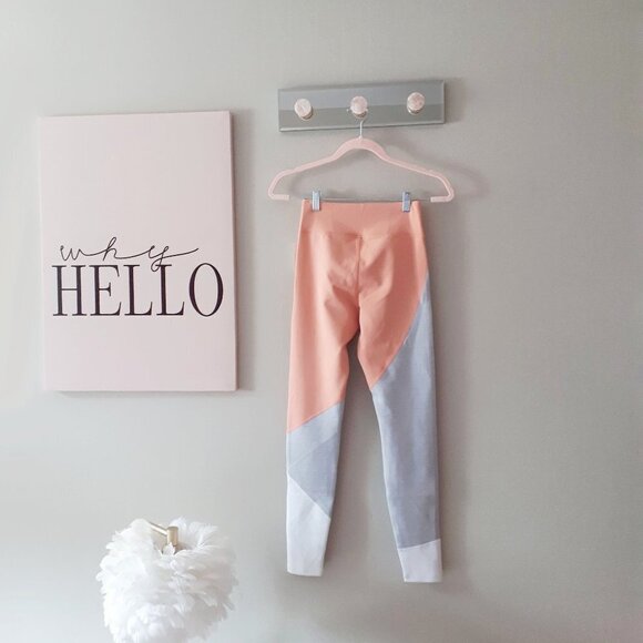 NWT Lazypants coral pink peach, grey & white sports bra top & leggings bundle - Picture 11 of 13